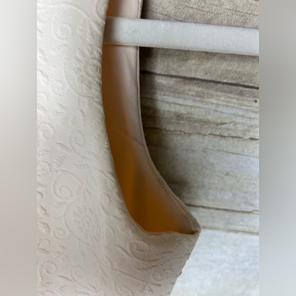 BCBGirls Size 12 Ivory textured Dress - Picture 7 of 10